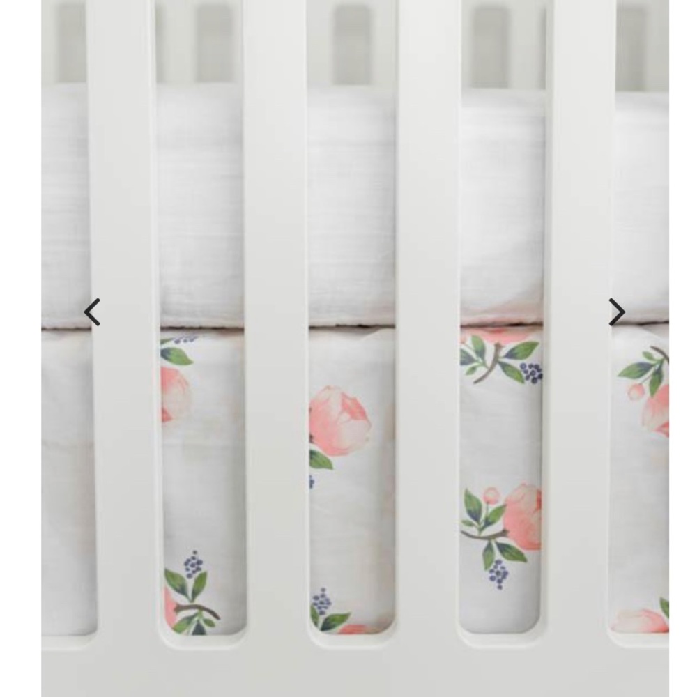 Little Unicorn Watercolor rose crib sheet
